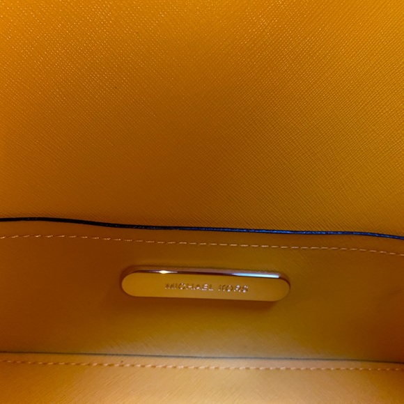 Michael Kors - Picture 6 of 8